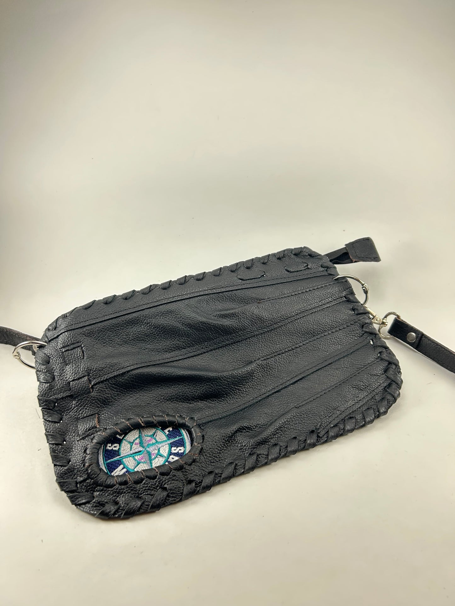 Black Finger Glove Purse - Seattle Mariners