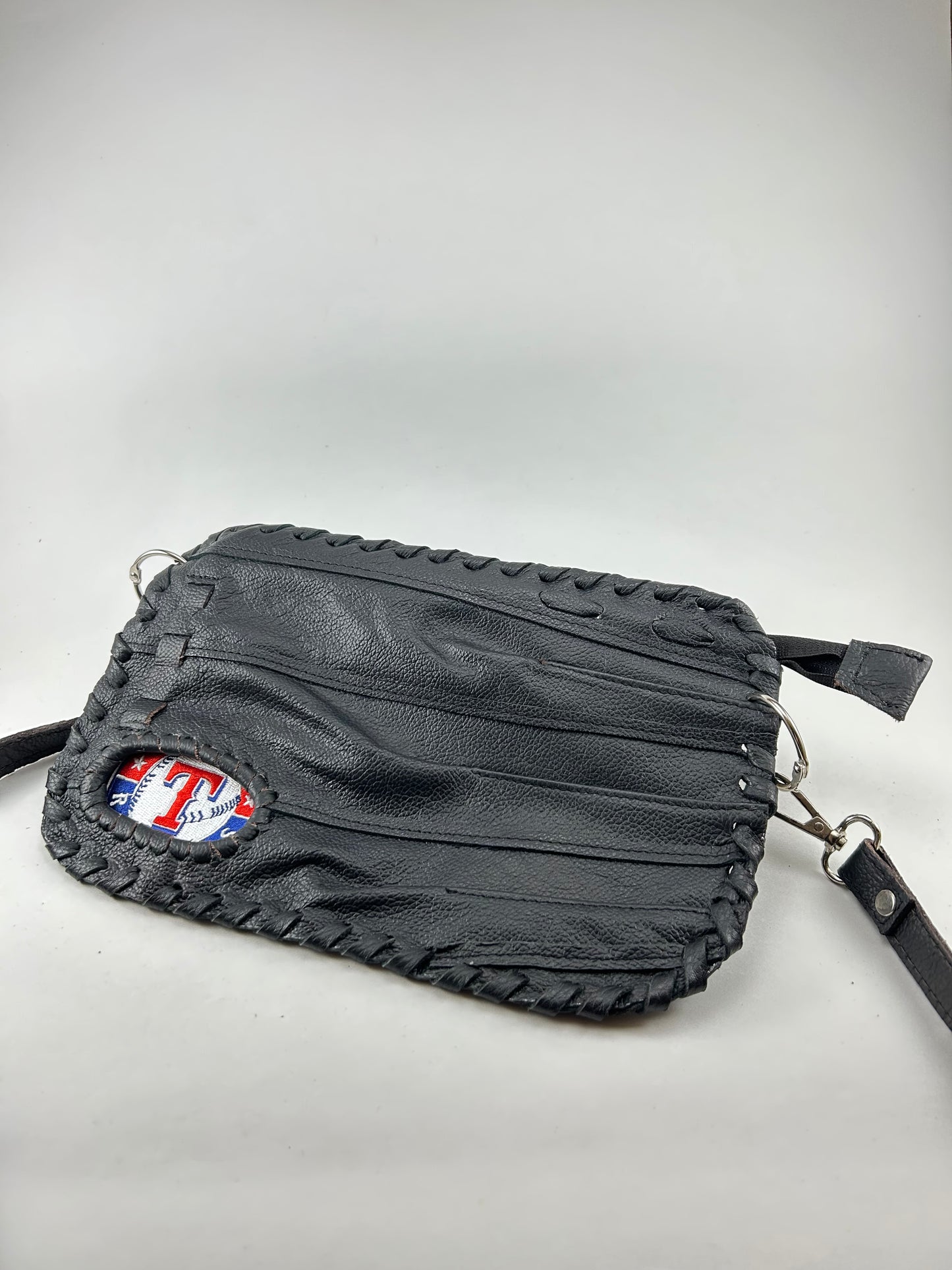 Black Finger Glove Purse - Texas Rangers T
