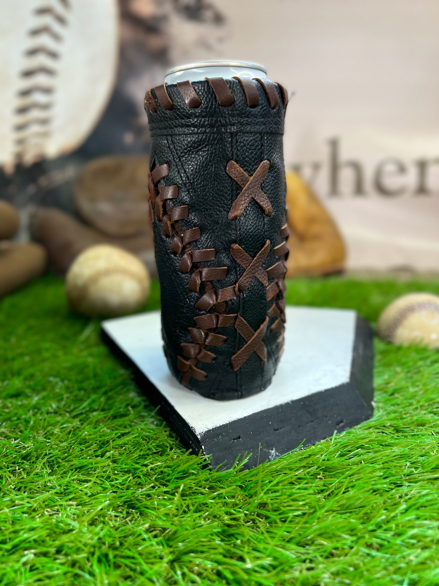 Pocket Coozie Diamond Tall Slim Can Black