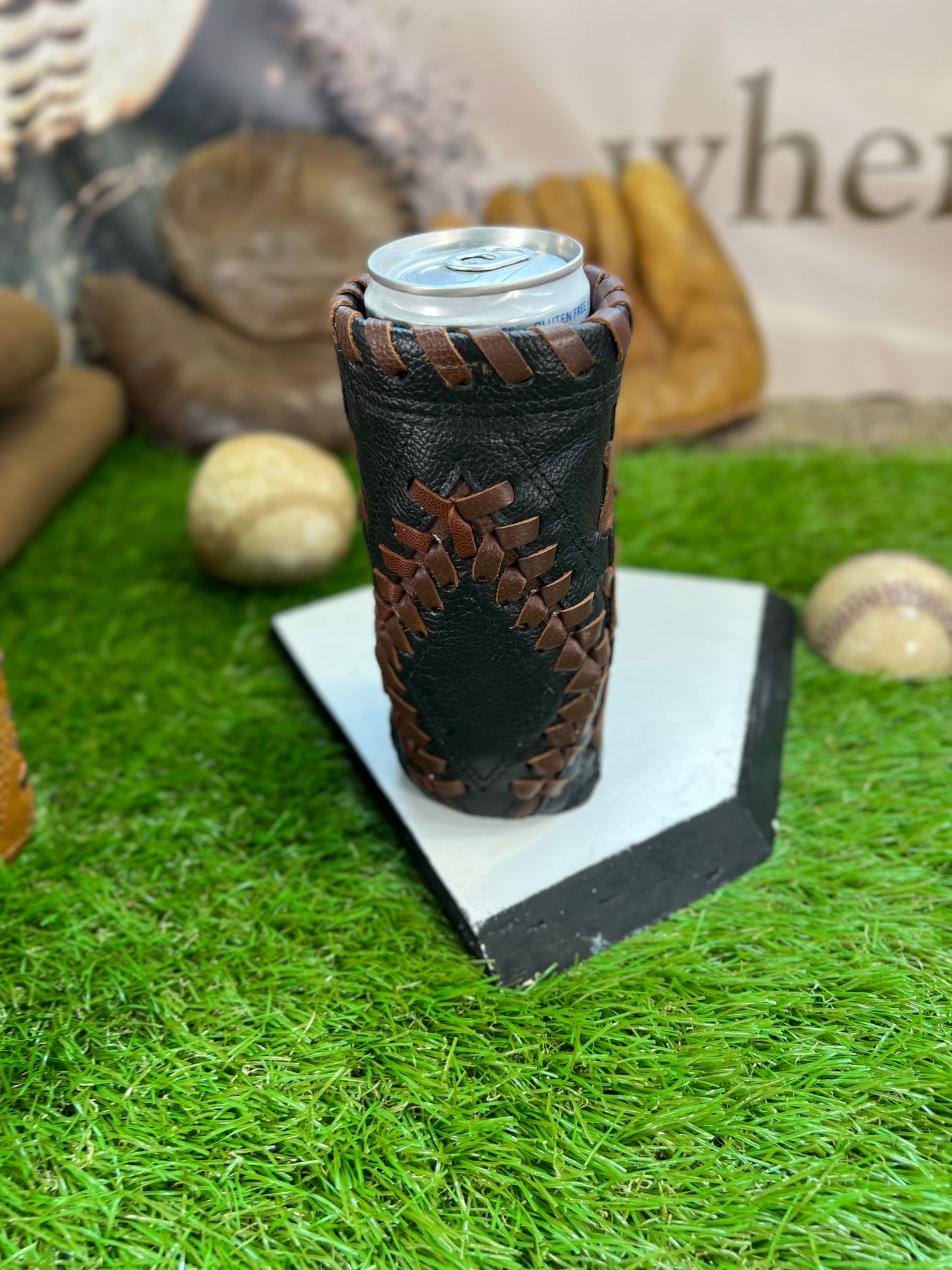 Pocket Coozie Diamond Tall Slim Can Black