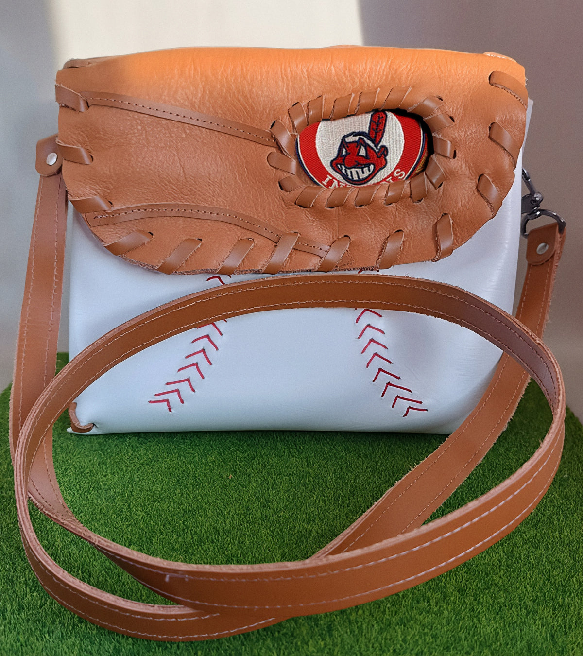 WalkOff Purse - Cleveland Indians