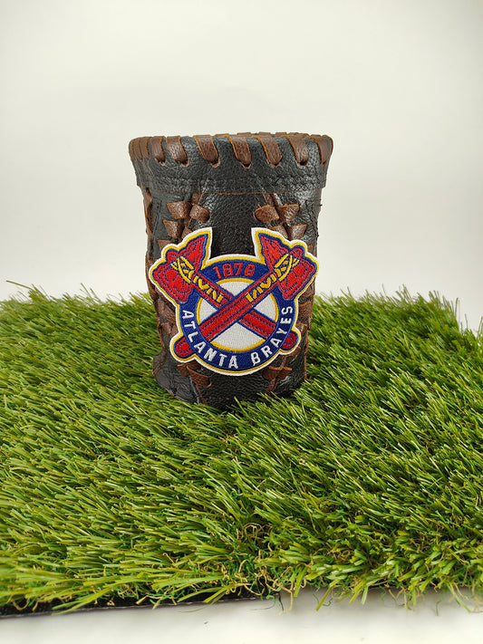 Short Black Diamond Coozie - Atlanta Braves Shield