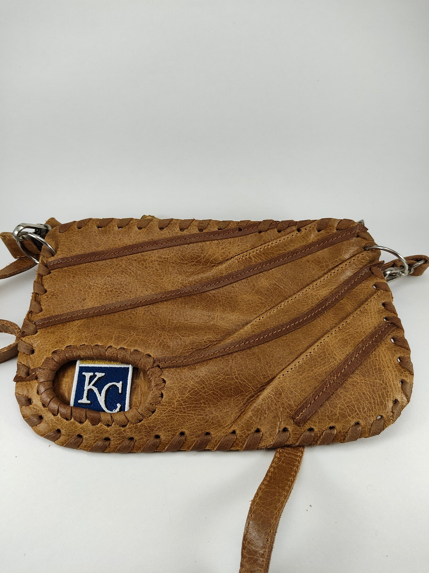 Glove Finger Purse - Kansas City Royals