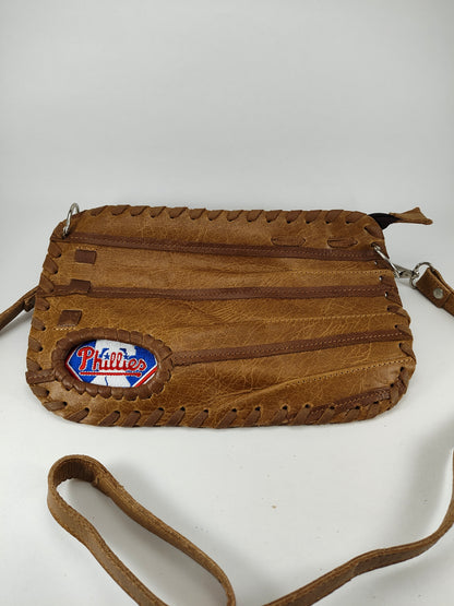 Glove Finger Purse - Philadelphia Phillies