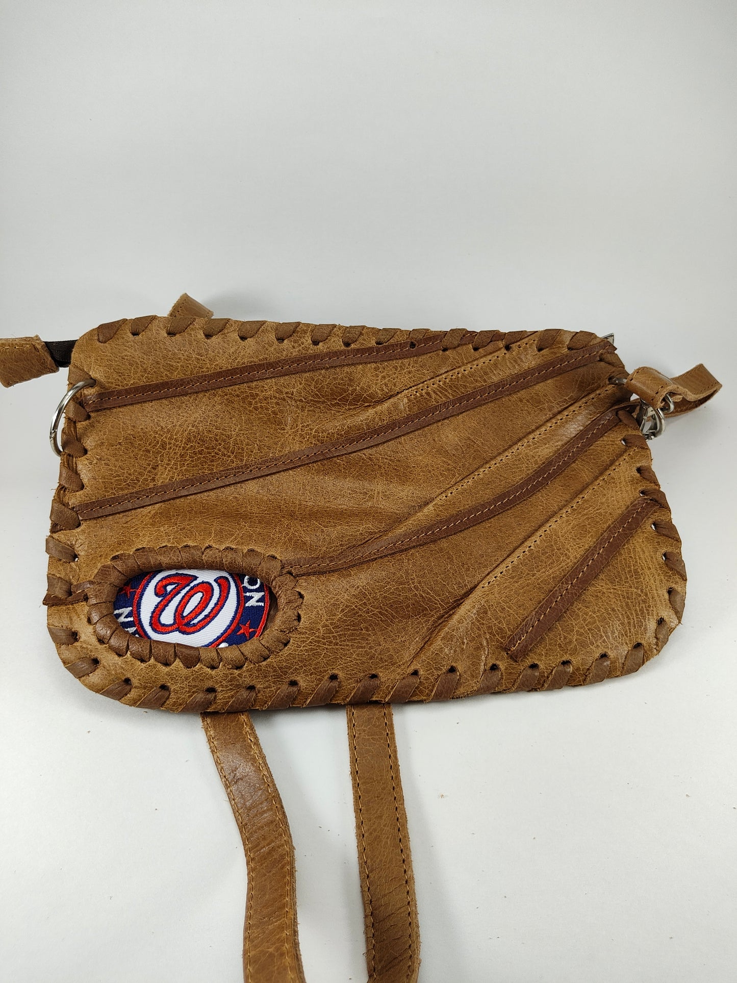 Glove Finger Purse - Washington Nationals Emblem