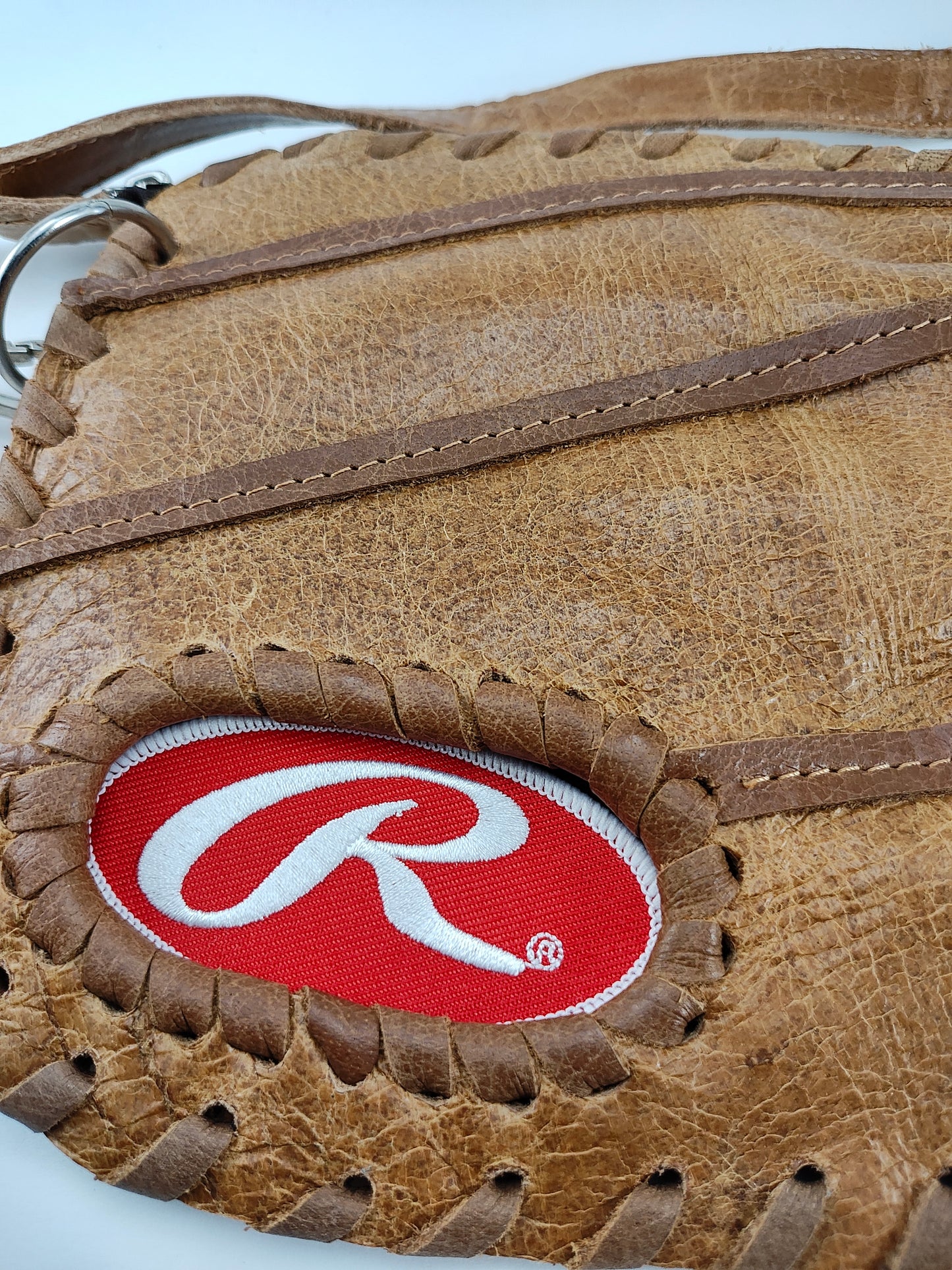 Finger Glove Purse - Rawlings R Patch