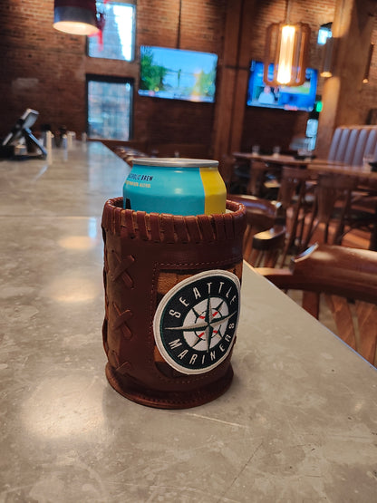 Vintage Pocket Coozie - Atlanta Braves Script