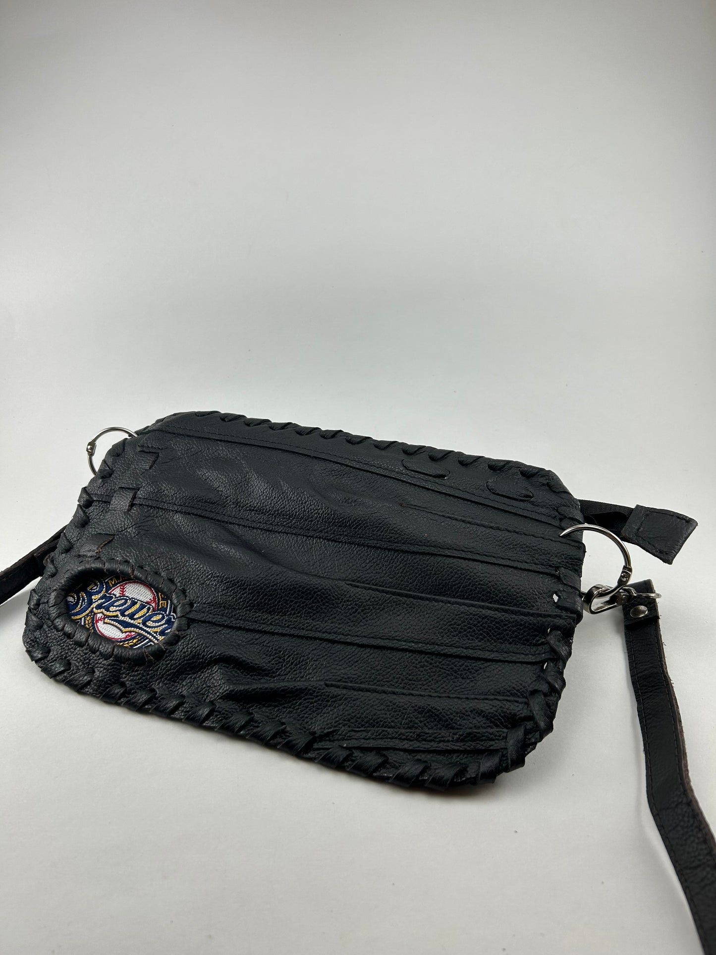 Black Finger Glove Purse - Milwaukee Brewers Emblem