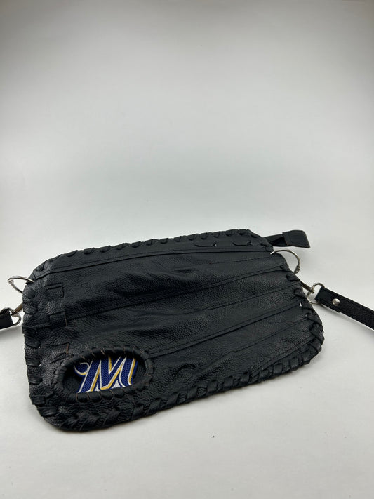 Black Finger Glove Purse - Milwaukee Brewers M