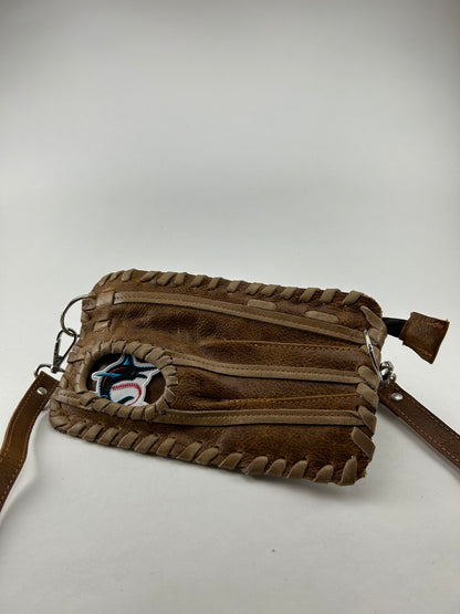 Finger Glove Wristlet - Miami Marlins