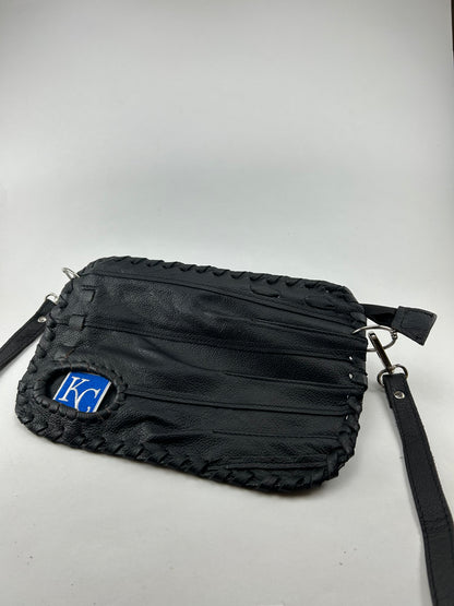 Black Finger Glove Purse - Kansas City Royals Crown