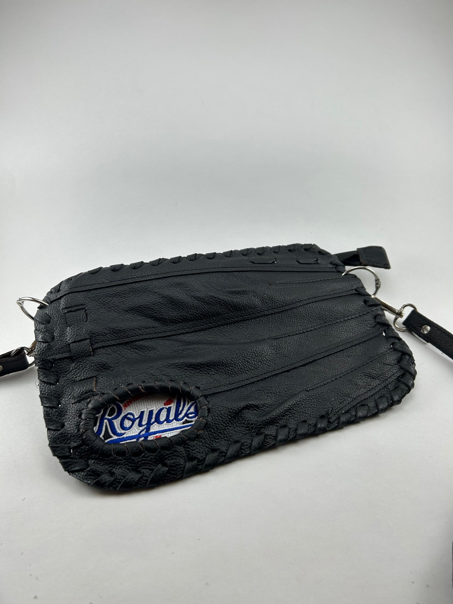 Black Finger Glove Purse - Kansas City Royals Emblem