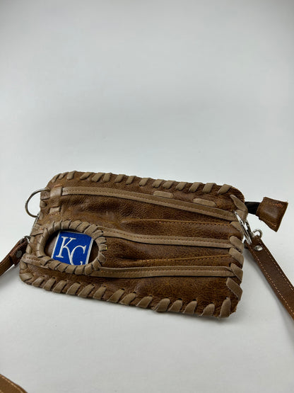 Finger Glove Wristlet - Kansas City Royals Crown