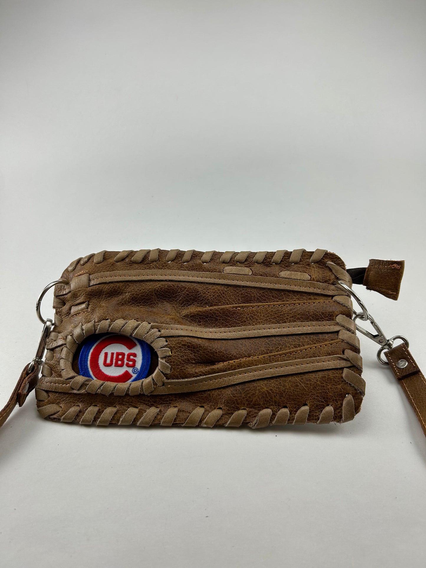 Finger Glove Wristlet - Chicago Cubs C