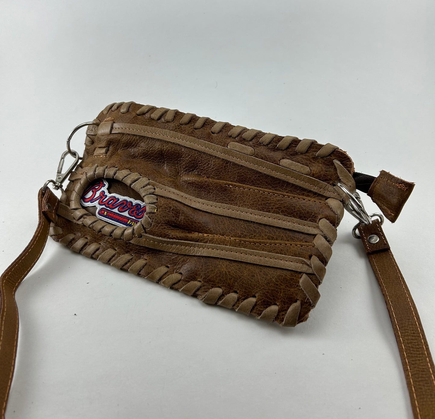 Finger Glove Wristlet - Atlanta Braves Script