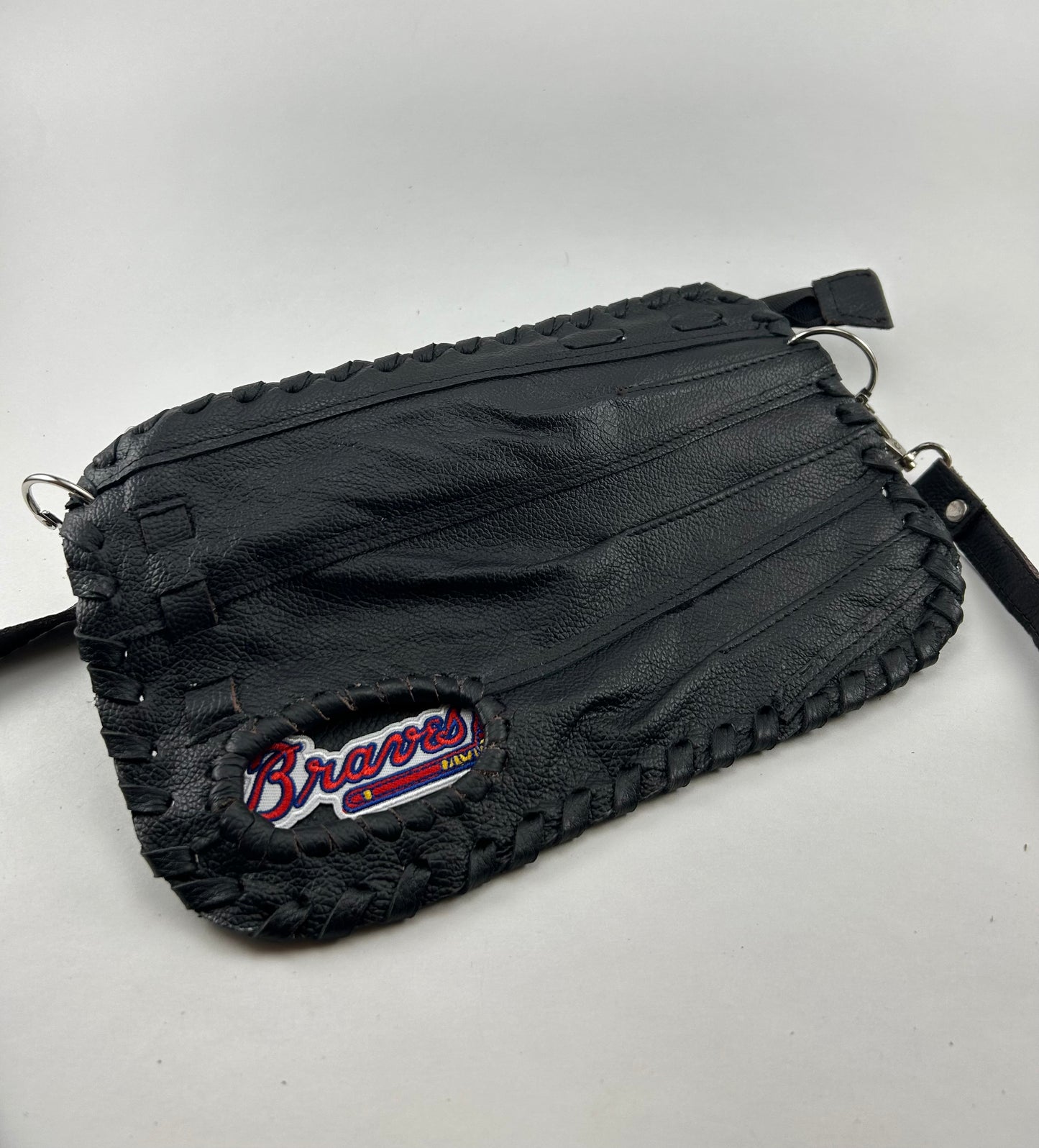 Black Finger Glove Purse - Atlanta Braves Script