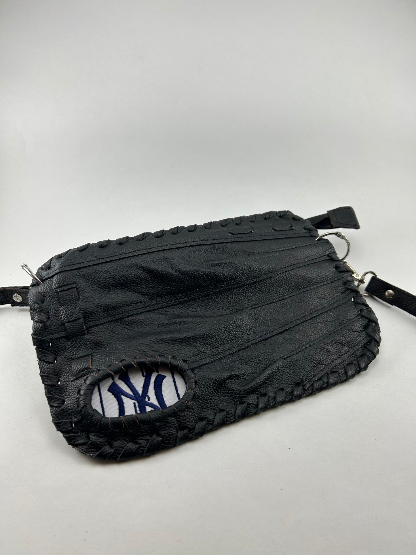 Black Finger Glove Purse - New York Yankees Pinstripes