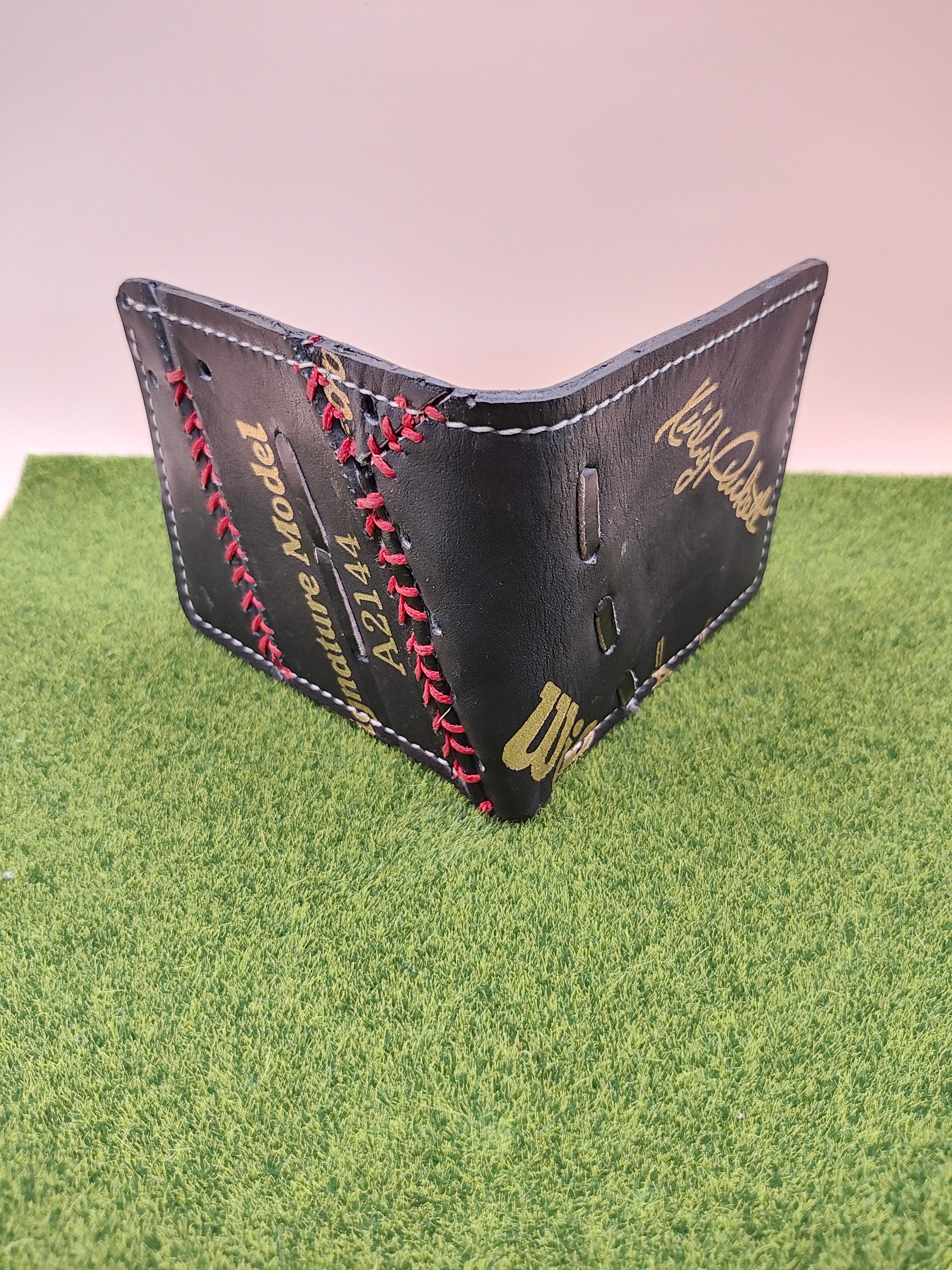 Kirby Puckett Black Wallet – Whenitwasagame baseballglovewallets.com