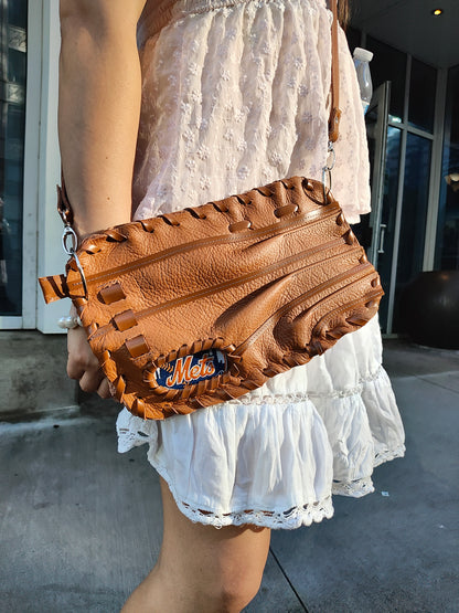 Finger Glove Purse - New York Mets Emblem