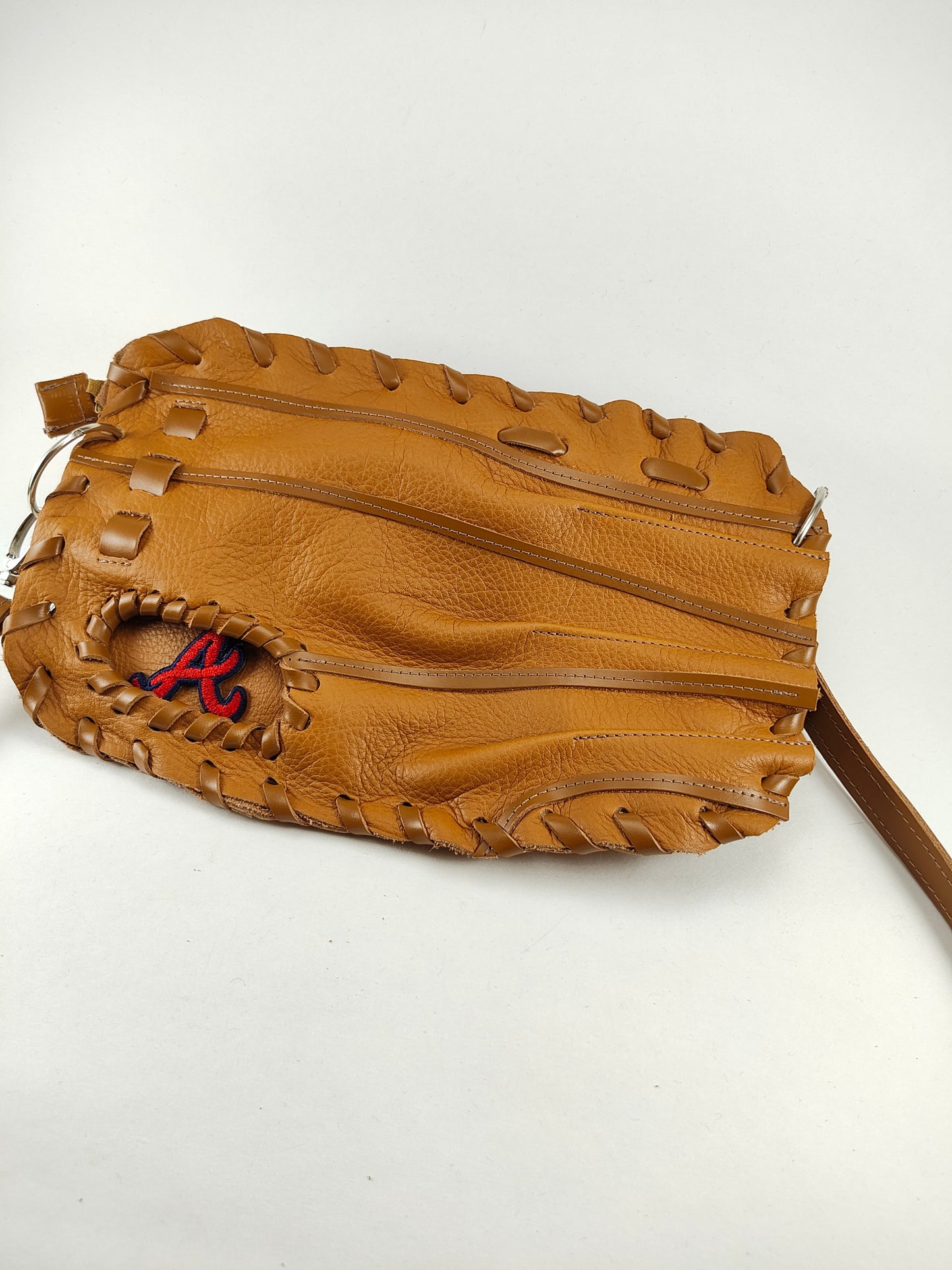 Finger Glove Purse - Atlanta Braves A
