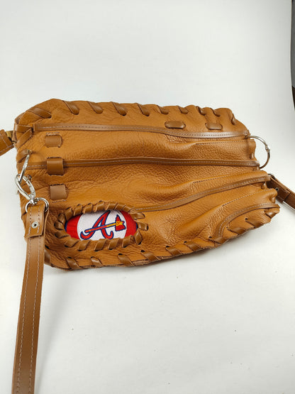 Finger Glove Purse - Atlanta Braves Circle A Tomahawk
