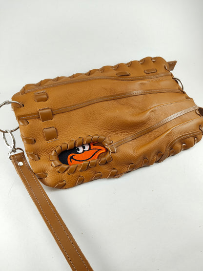 Finger Glove Purse - Baltimore Orioles Birdface