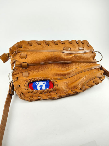 Finger Glove Purse - Chicago Cubs Bear Face