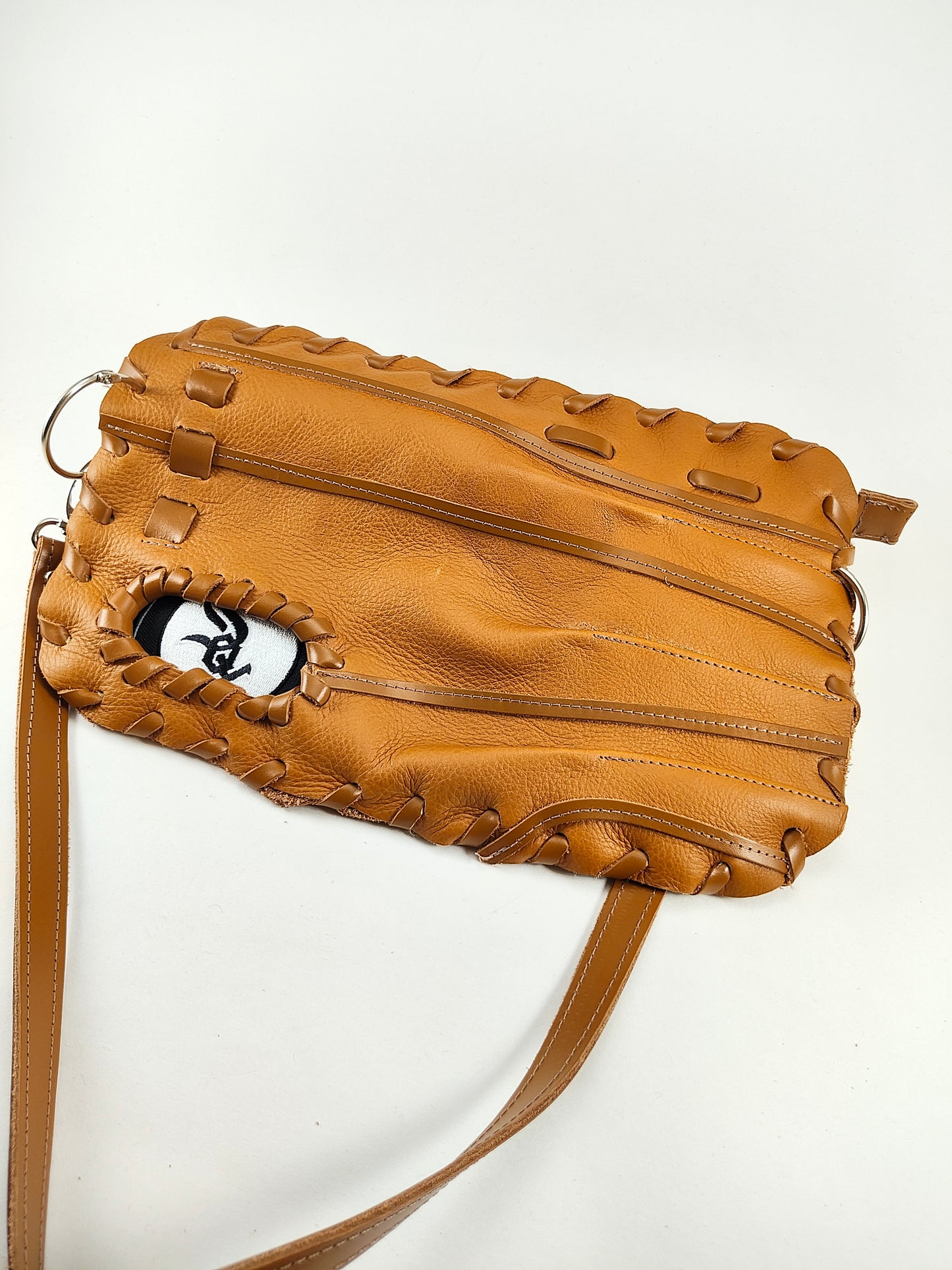 Finger Glove Purse - Chicago White Sox Black Circle Emblem