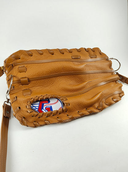 Finger Glove Purse - Cleveland Guardians G