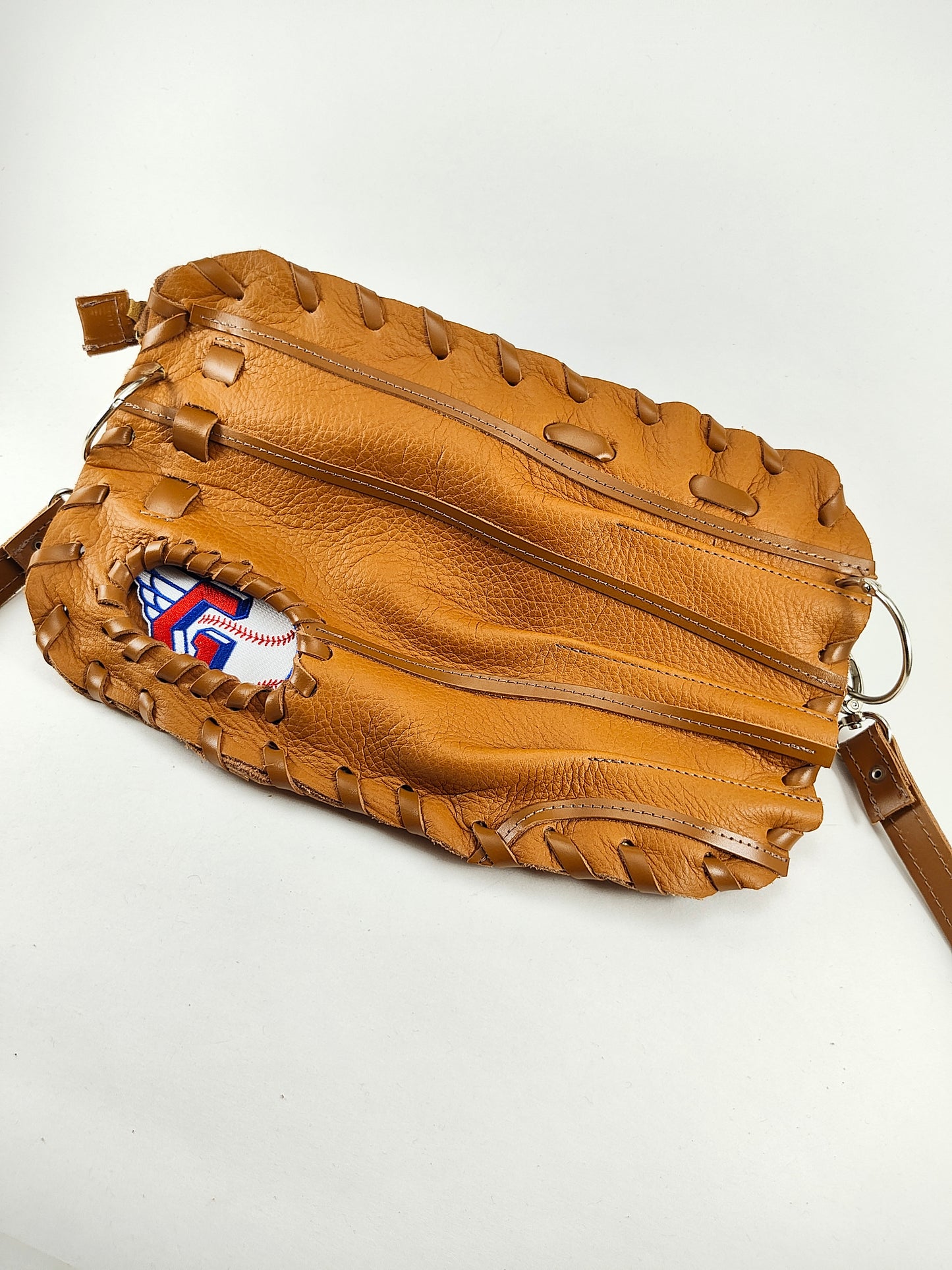 Finger Glove Purse - Cleveland Guardians G