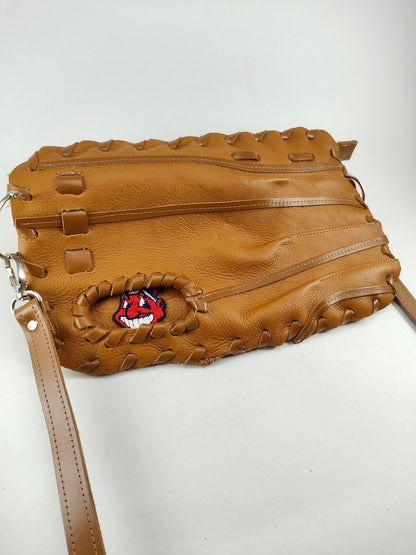 Finger Glove Purse - Cleveland Indians Chief Wahoo Face