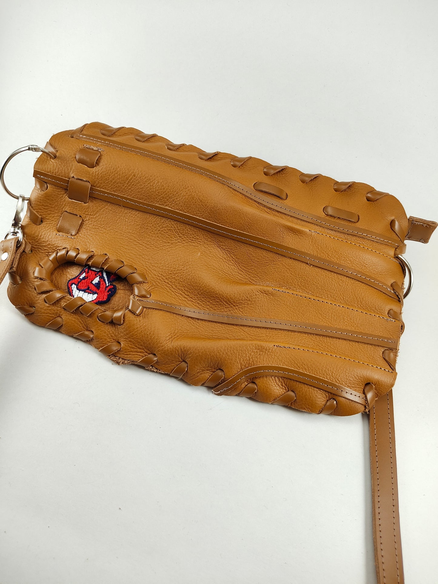 Finger Glove Purse - Cleveland Indians Chief Wahoo Face