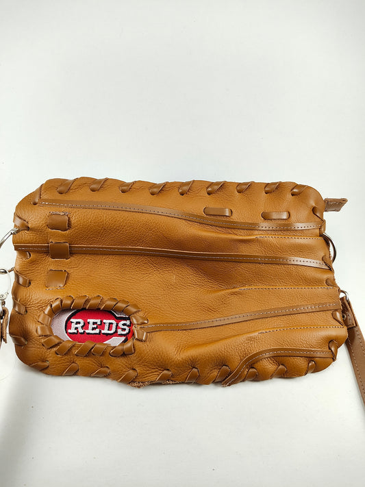 Finger Glove Purse - Cincinnati Reds C