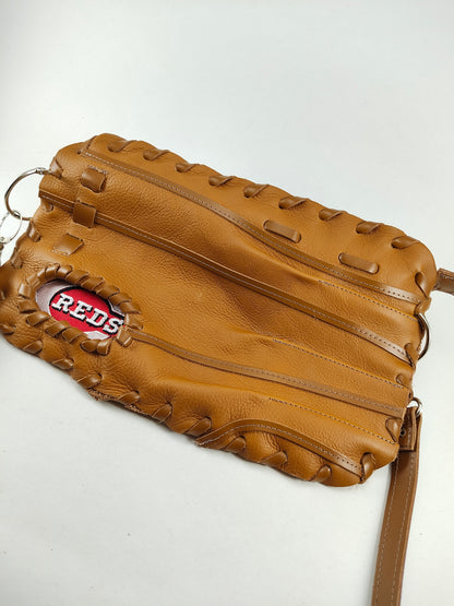 Finger Glove Purse - Cincinnati Reds C