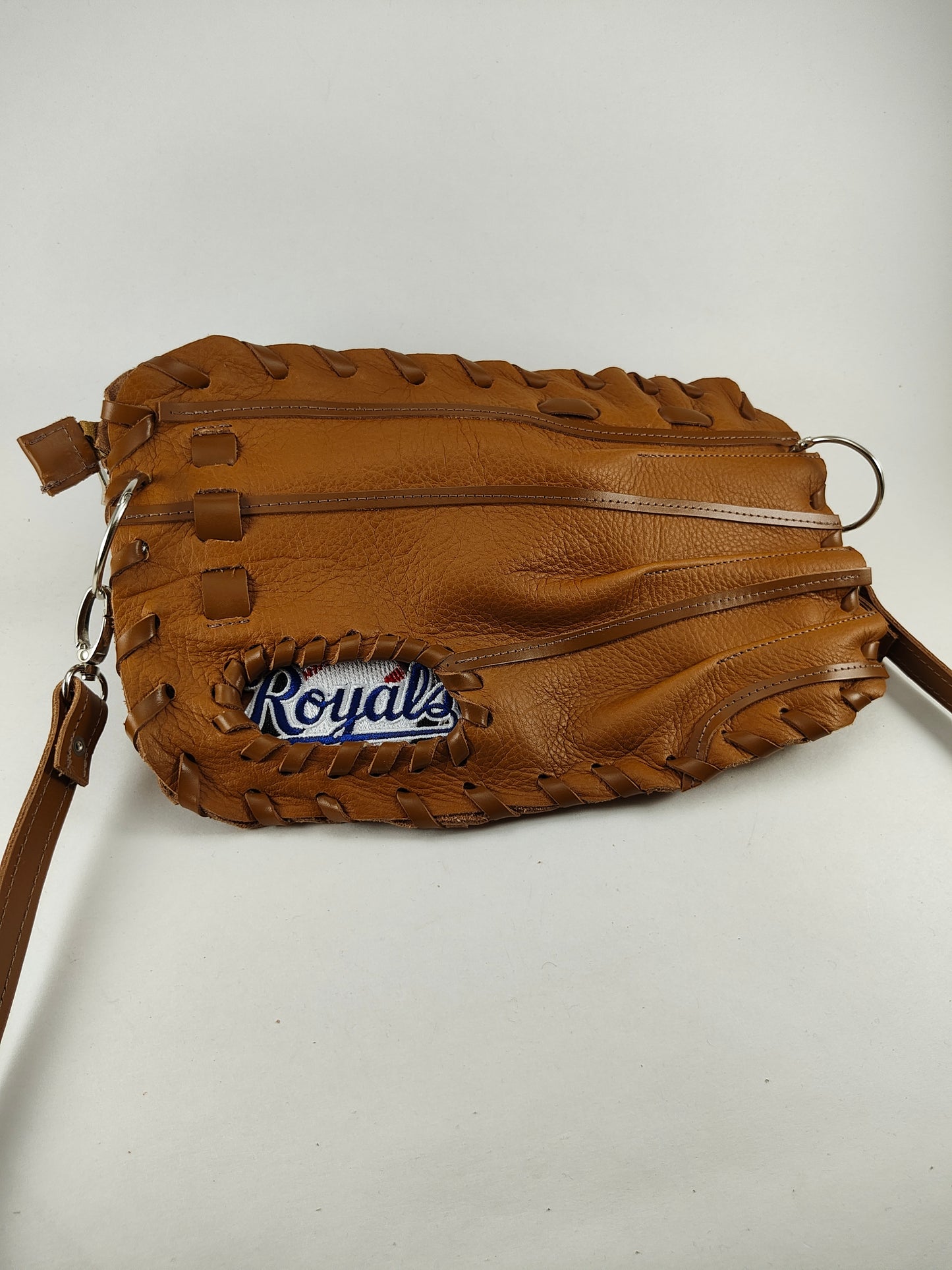 Finger Glove Purse - Kansas City Royals Emblem