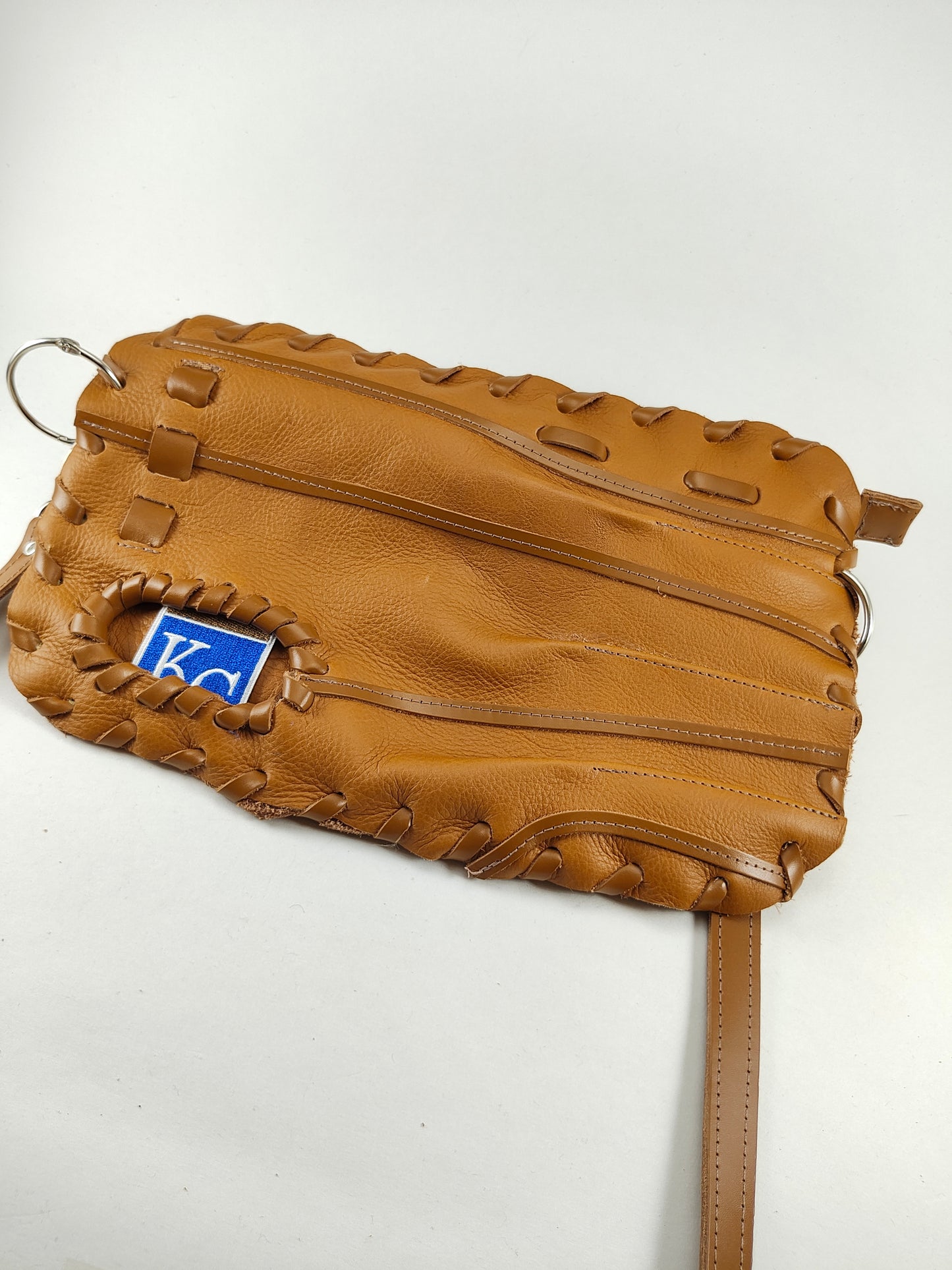 Finger Glove Purse - Kansas City Royals Crown