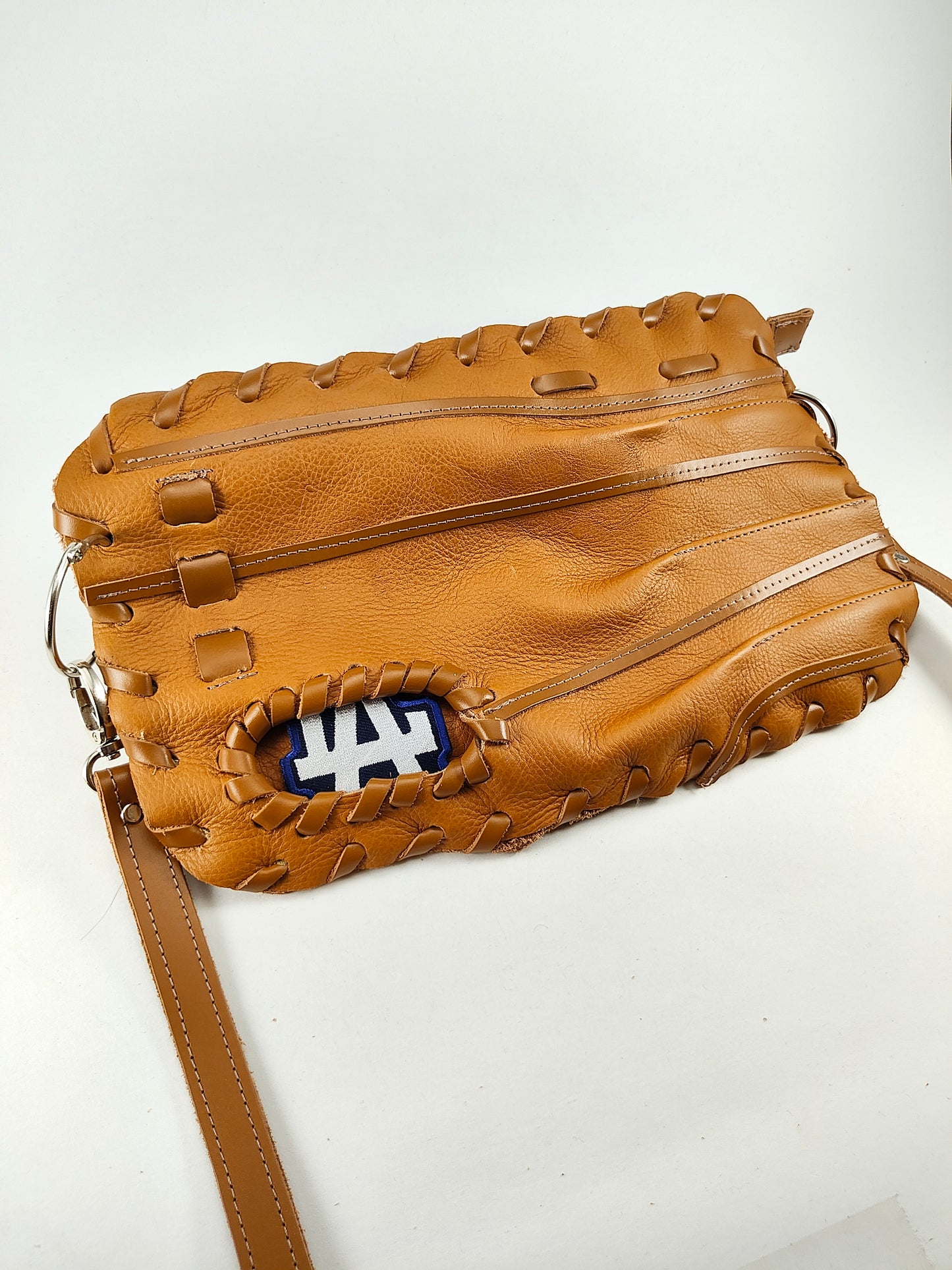 Finger Glove Purse - Los Angeles Dodgers LA White