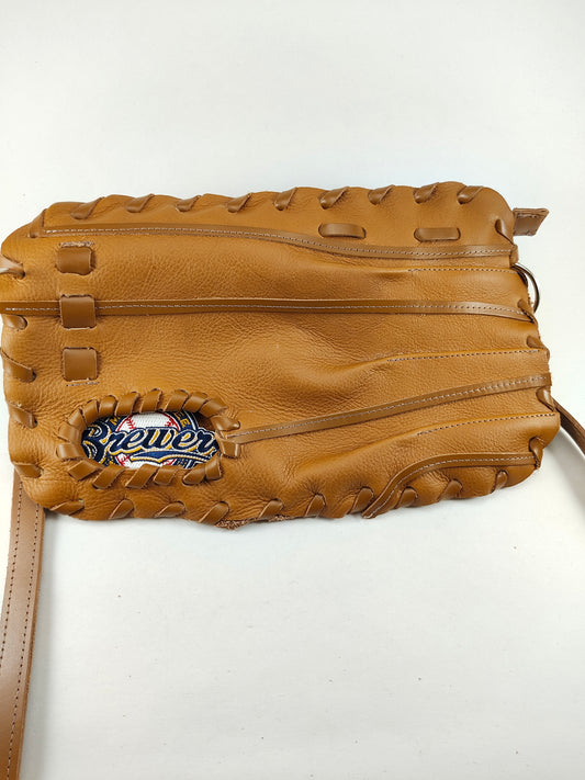 Finger Glove Purse - Milwaukee Brewers Ball Emblem