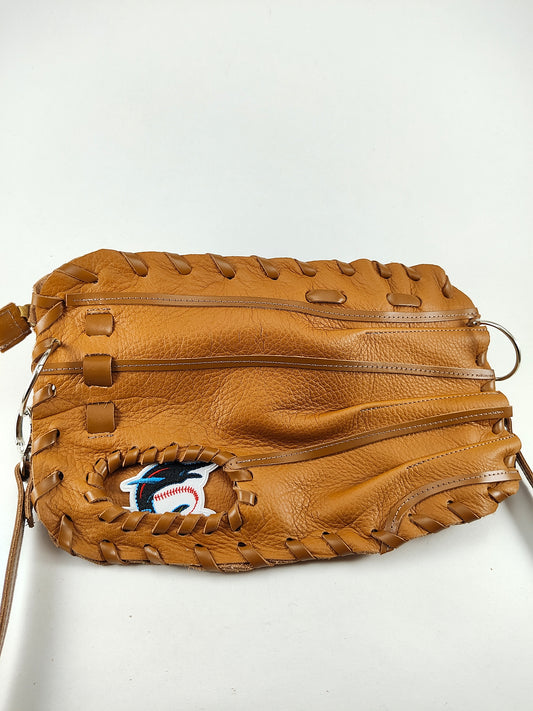 Finger Glove Purse - Miami Marlins
