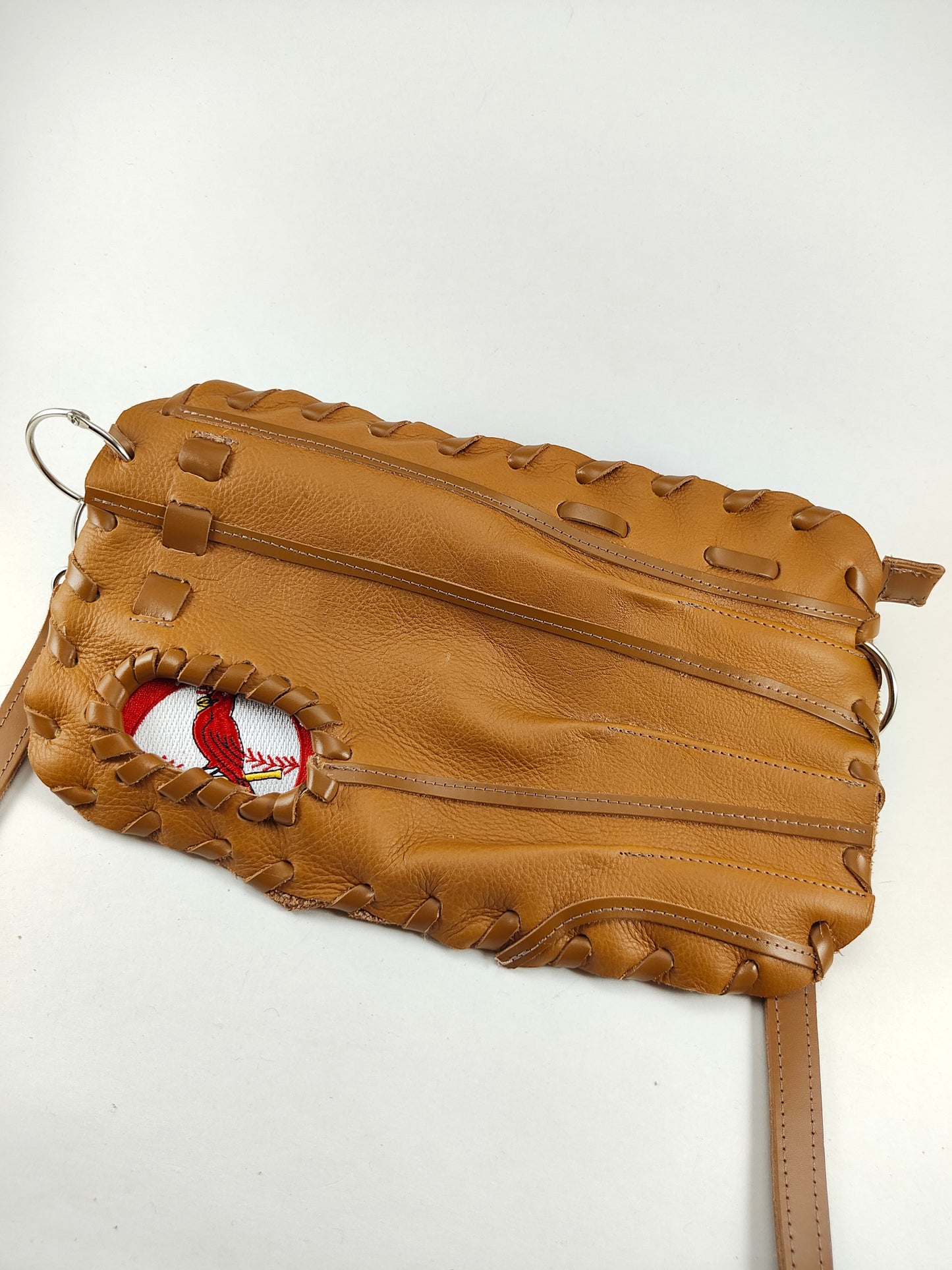 Finger Glove Purse - St Louis Cardinals White Center Circle