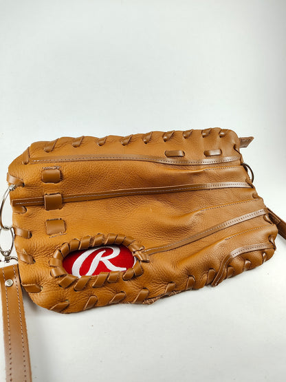 Finger Glove Purse - Rawlings R