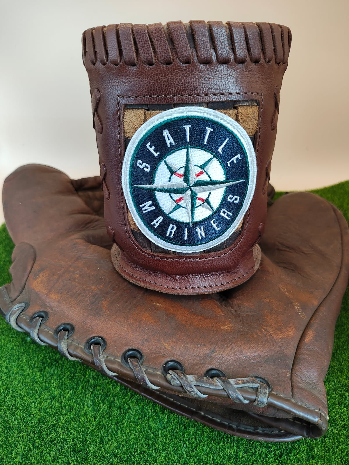 Vintage Pocket Coozie - Atlanta Braves Script