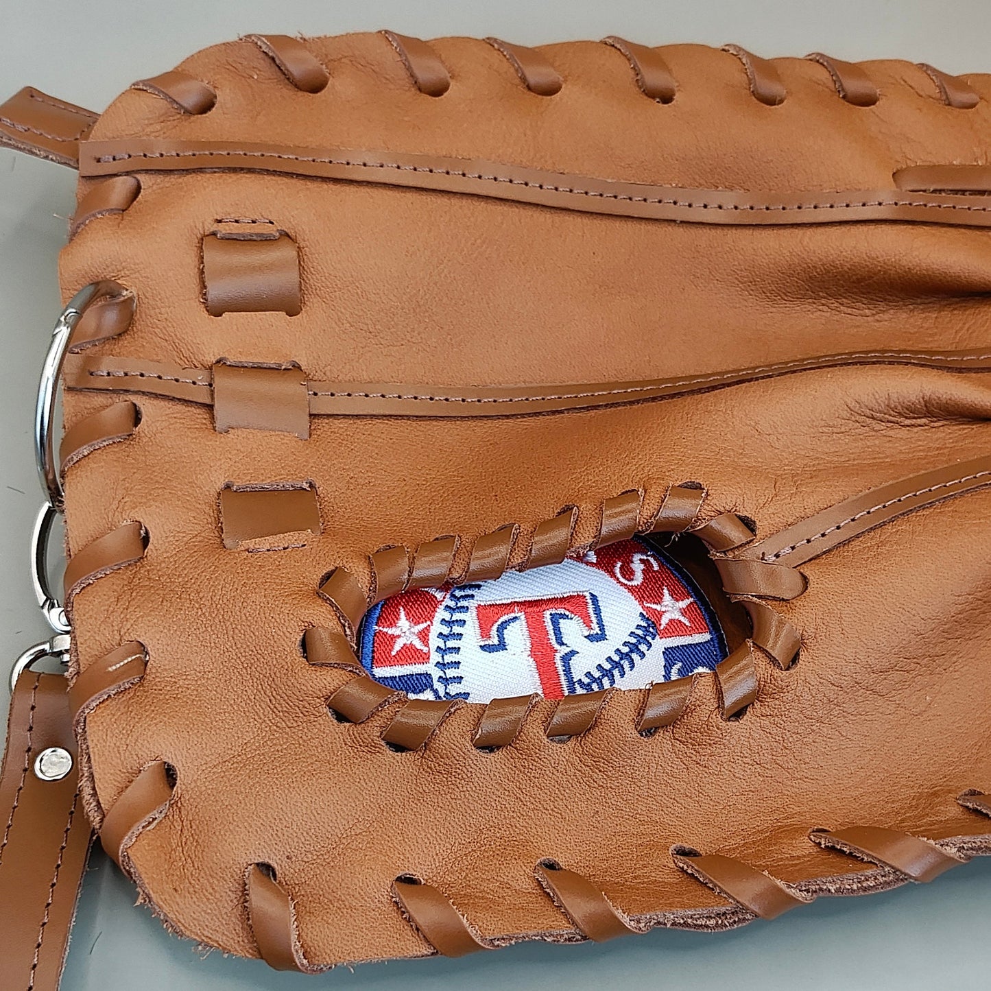 Finger Glove Purse - Texas Rangers T