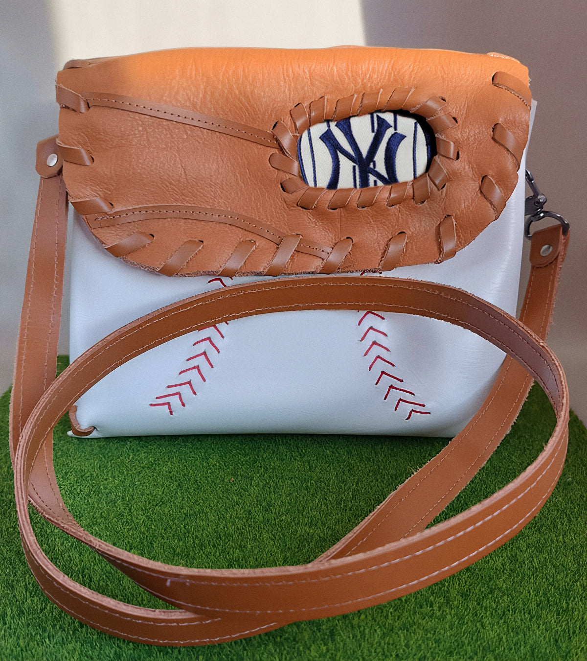 WalkOff Purse - New York Yankees Pinstripe