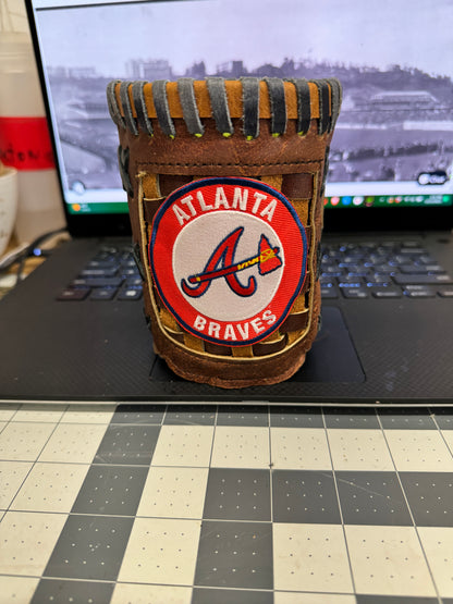 Pocket Coozie - Atlanta Braves A circle