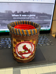 Pocket Coozie Limited Edition Cardinals Round Style
