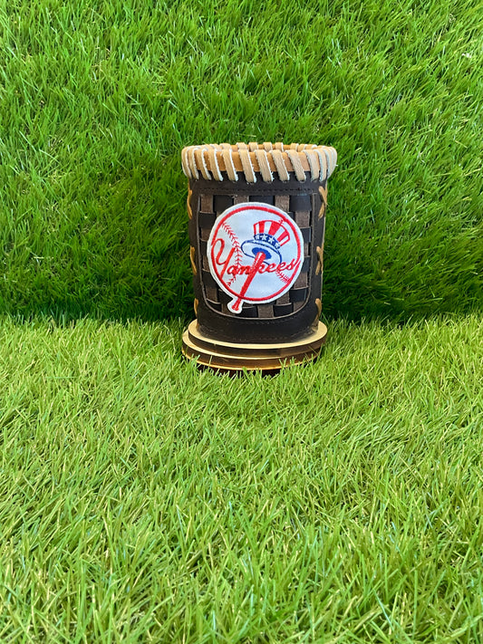 Pocket Coozie - New York Yankees Tophat