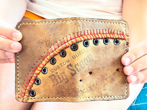 Big Scoop Baseball Glove Wallet.