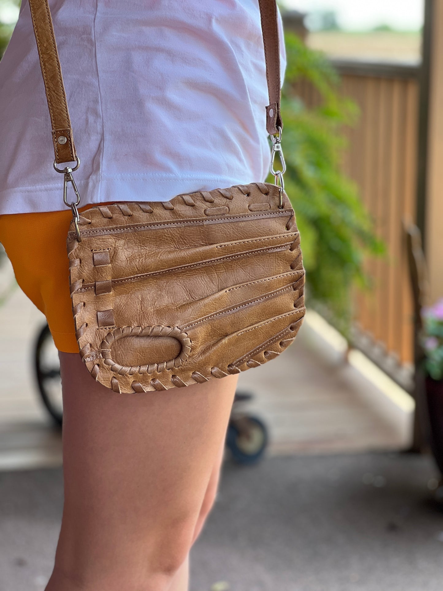 Glove Finger Purse - Oakland A's A