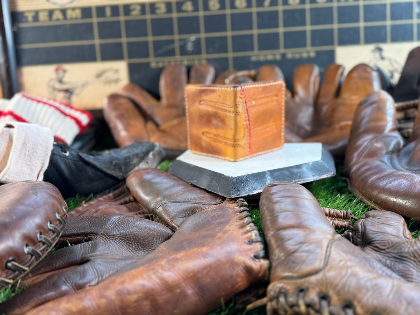 Catchers MItt Inside Leather Wallet